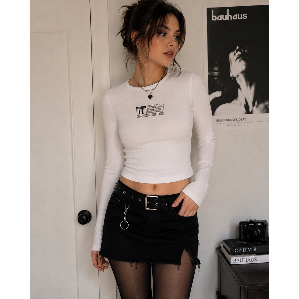 Princess Polly Graphic Baby Tee 4 White Horror Movie Long Sleeve Spooky Y2K Alt